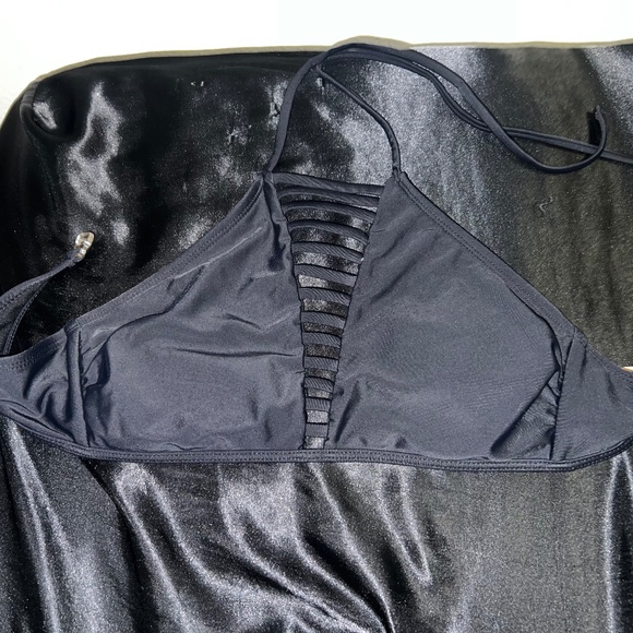 Swim top - Picture 1 of 3